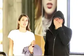 金发超模收割机小李子要收山？颜值身材双满分女友图片