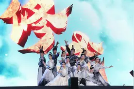 聚焦 | 永不落幕的汉服节盛大开幕！图片