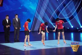 哒哒哒…这些孩子的跳绳速度震惊全场！网友：这是踩了风火轮吗？图片