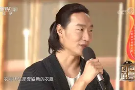 回声嘹亮：青年舞者张傲月用舞蹈诠释《老爸》，从歌词中领略父爱视频封面