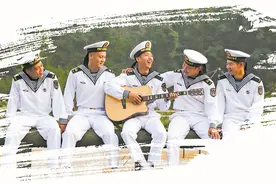 当青春遇上“浪花白”图片