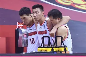 CBA球员合同保障险初试莺啼　易建联等球员受益图片