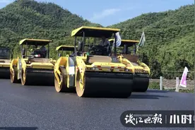 头顶烈日拌沥青，他们却说“这是施工的黄金期”！杭州绕城西复线通车进入倒计时图片
