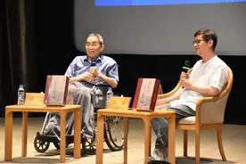 当唱起《莫斯科郊外的晚上》时，你是否知道，这首歌的中文歌词由谁翻译？图片