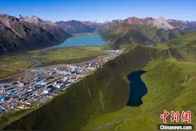 班禅而立之年再回出生地，都做了哪些事？图片