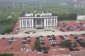 新华社记者带您走进辅警招聘现场视频封面