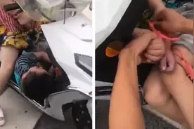 男童因不做作业乱跑，被亲妈绑住手脚横放电瓶车前视频封面
