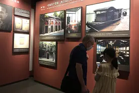 “一大会址”日记｜爷爷奶奶带孙女首次前来，一家都很受鼓舞图片