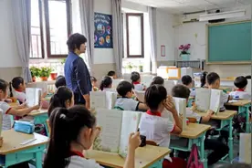 师范生免试认定教师资格，减少无谓“考证”消耗图片