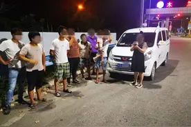 大写的热！7座车挤了13人，商丘高速交警连查多台超员面包车图片