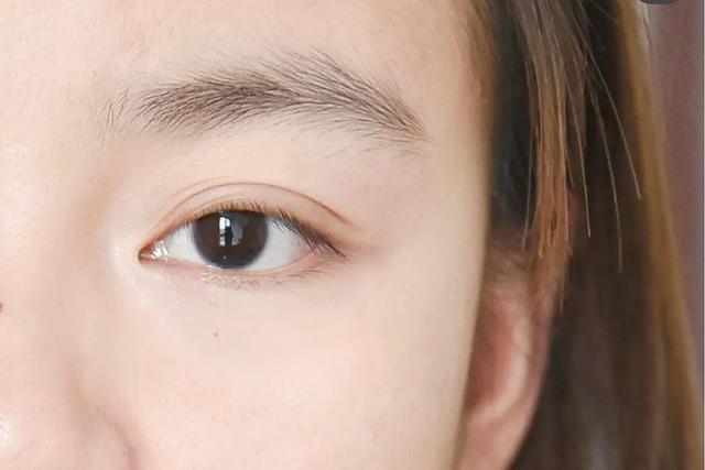 146年老字号用灵芝做眼霜，淡纹抗衰消肿，“修仙党”熬夜必备丨种草机