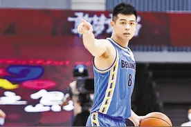 和首钢续约三年 方硕给球迷吃定心丸图片