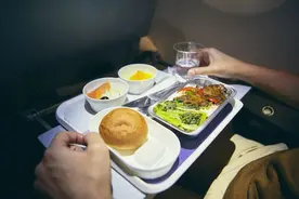 惜食一计｜飞机餐：吃不完？当伴手礼带走；不想吃？可提前换积分图片