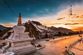 拉萨，一座因信仰而汇聚的城市图片