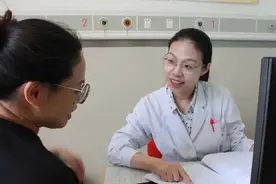 怀孕是否需要服用叶酸？听听区妇幼保健院的医生怎么说图片