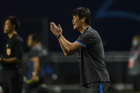 足球——中超：山东鲁能泰山队胜河南建业队图片