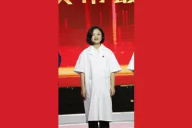 2020年重庆最美医生丨她身穿隔离服陆续工作30小时图片