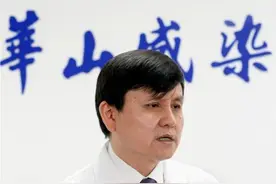 以仁心仁术造福人民——写在第三个中国医师节之际图片