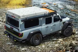 帐篷、泥地胎等越野配置齐全，Jeep推出一款角斗士远征概念车图片
