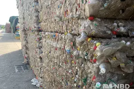 每经记者实地探访再生塑料行业现状：限塑令致需求大增，价格倒挂之下有企业为节省成本偷用原生塑料图片