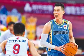 台媒：林书豪已取得台湾地区“护照”，正考虑是否申办赴台定居图片
