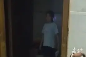 绊倒老人后逃跑？12岁牵狗女孩首次回应图片