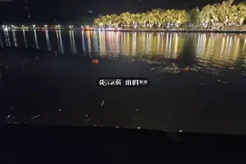 断桥有人落水后续｜刚刚，断桥落水男子已找到，他上岸了……景区公安已介入图片