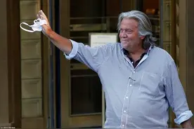 班农缴纳巨额保释金后离庭：护照被没收，旅行受限图片