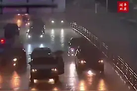 你奋不顾身的一跳，帅呆了图片