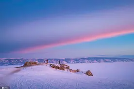 冰封的世界！俄罗斯贝加尔湖美如仙境图片