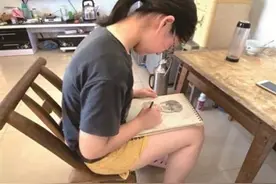 2020爱心助学｜酷爱画画，这位宜昌女孩以笔绘梦逆风前行图片