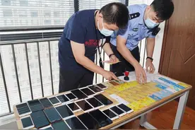 什么情况？女大学生暑假做兼职，还没领到工资却戴上了手铐图片