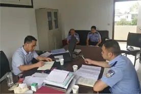 名山交警大队：深入各镇政府检查指导，扎实推进交通整治大会战图片