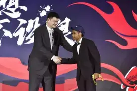 CUBA北京大学晋级16强！新科榜样秀祝铭震砍下7分2助攻图片