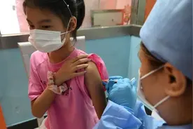 宫颈癌可防可控，国产首个宫颈癌疫苗在沪开打视频封面
