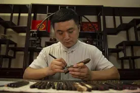 百名记者进百村｜颍川“梳”情图片