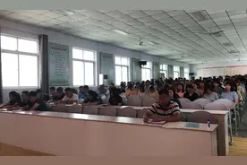 潍坊高密市姜庄镇：拼上豁上，不胜不休，脱贫攻坚步步为“赢”图片