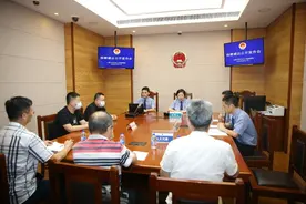200多公斤危险化学品发普通快递造成分拣员受伤抢救，闵行区检察院对一非法运输危险物质案公开宣告检察建议图片