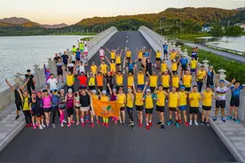 大神免费开班上课！高手云集的”蜗牛“跑团，成员们跑得一个比一个快图片