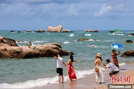 三亚旅游在传统暑期淡季呈现“火爆恢复”图片
