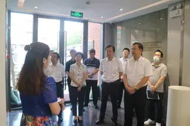 政协全知道｜张恩迪走访中港疏浚和咪咕视讯两家企业，并与相关负责人座谈图片