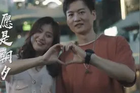 今晚，成都街头艺人把浪漫成都唱给你听图片