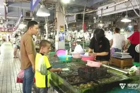 开海后，南宁第一波“便靓正”海鲜来了，皮皮虾售价变化大图片