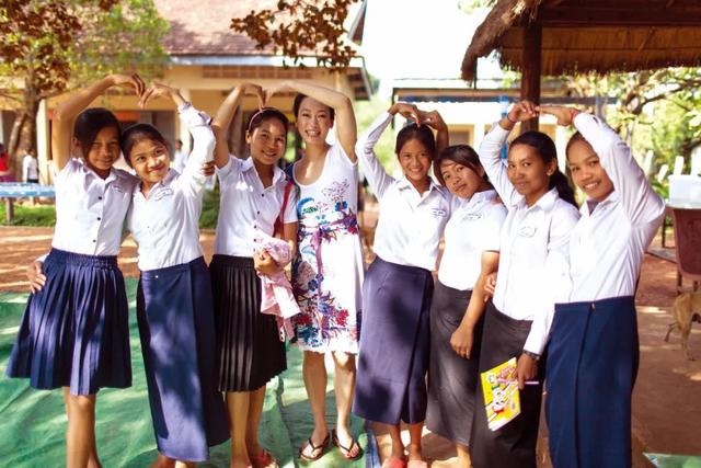 两项美容品牌创始人大奖得主的她，来亲授护肤秘诀了？