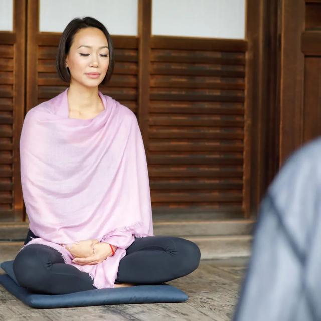 两项美容品牌创始人大奖得主的她，来亲授护肤秘诀了？