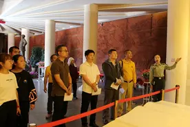 王定国扶贫基金会与锄禾优品（天津）公司来我县调研图片
