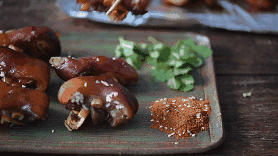 桃胶可以和花胶一起吗 花胶与桃胶一起吃,的功效与作用及食用方法