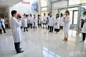 行走自贸区 |金融护航智能制造 经开区的“走出去”与“引进来”图片