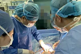 非洲几内亚二胎妈妈在杭艰难产女，言语不通的她，该如何渡过难关？图片