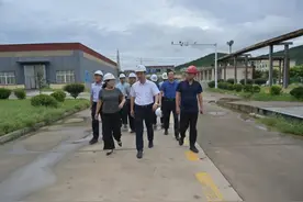 黄杰局长到市局驻沂水“四进”攻坚乡镇调研特种设备安全工作图片